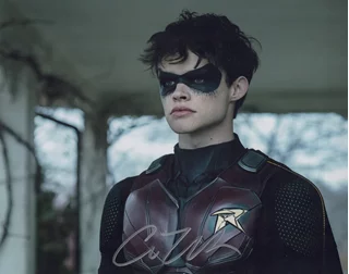 Curran Walters autograph