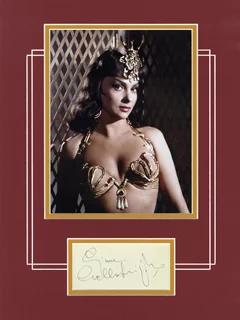 Gina Lollobrigida autograph
