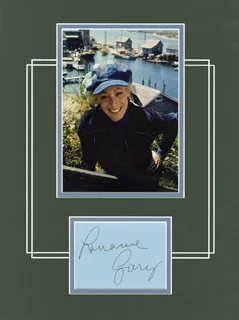 Lorraine Gary autograph