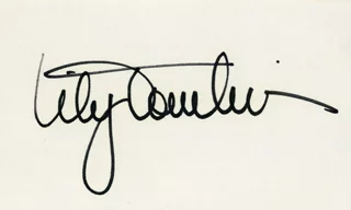 Lily Tomlin autograph