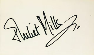 Juliet Mills autograph