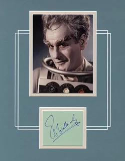 Eli Wallach autograph