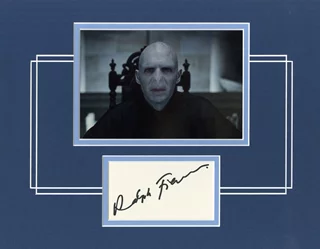 Ralph Fiennes autograph