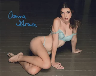 Azura Grace autograph