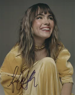 Ava Maybee Cardoso-Smith autograph