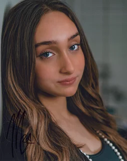 McKenzi Brooke autograph