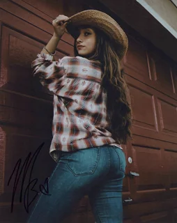 McKenzi Brooke autograph