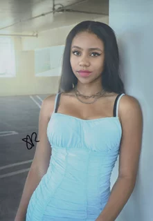 Sydney Raynell autograph