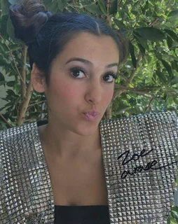 Zoe Grace Rodriguez autograph