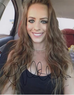 Lillie Suzanne autograph