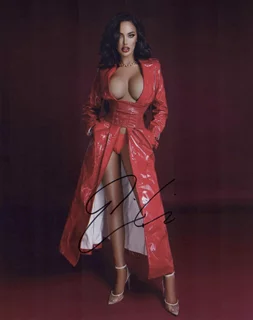 Elizabeth Marie Chevalier autograph