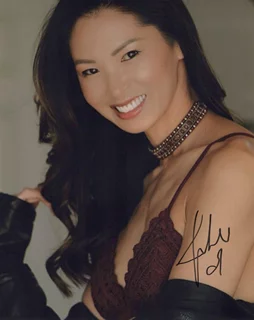 Jessica Lee autograph