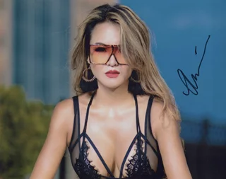 Maybellina autograph