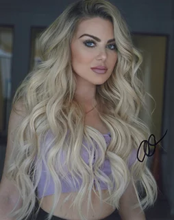 Athena Vas autograph