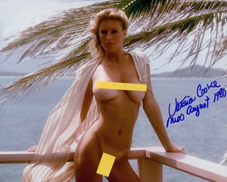 Victoria Cooke autograph