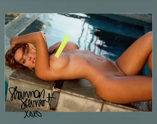 Shannon Stewart autograph