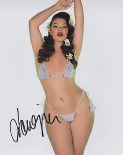 Daisy Marchesi autograph