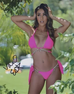 Vanessa Star autograph