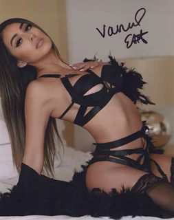 Vanessa Star autograph