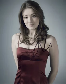 Sarah Bolger autograph