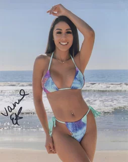 Vanessa Star autograph