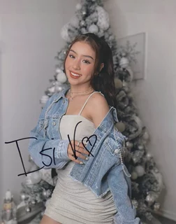 Isidora Villagra autograph