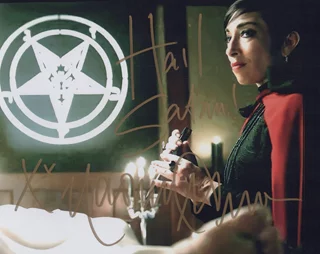 Naomi Grossman autograph