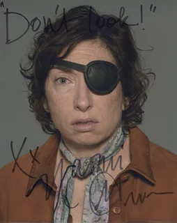 Naomi Grossman autograph