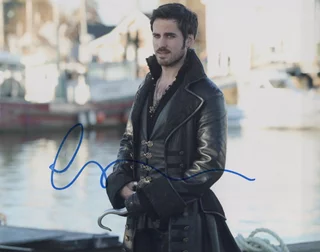 Colin O'Donoghue autograph