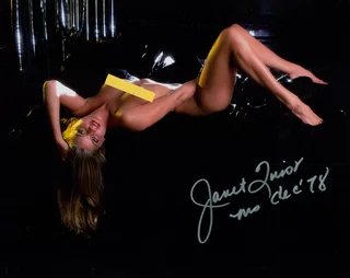 Janet Quist autograph