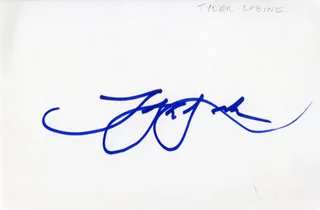 Tyler Labine autograph