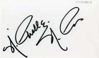 Nichelle Nichols autograph