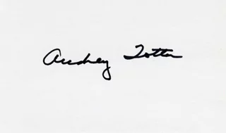 Audrey Totter autograph