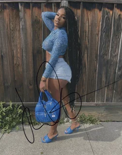Jordyn Carter autograph