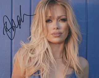 Brittany Mcvicker autograph