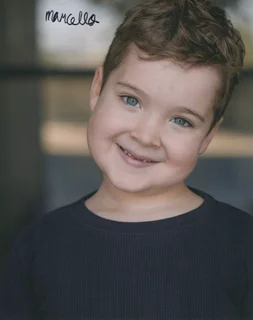 Marcello Reyes autograph