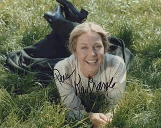 Karen Grassle autograph