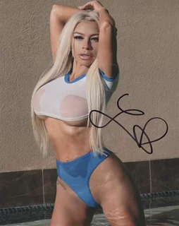 Lyddie Moringo autograph