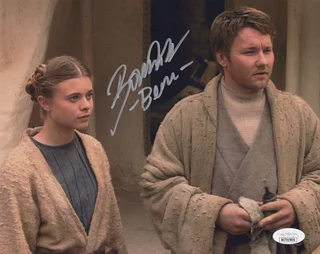 Bonnie Piesse autograph