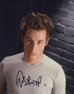 Brendan Fehr autograph