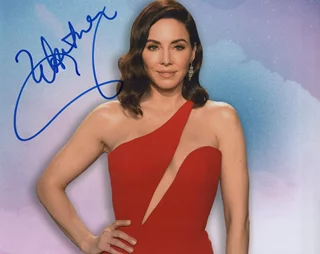 Whitney Cummings autograph