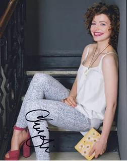 Chloe Levine autograph