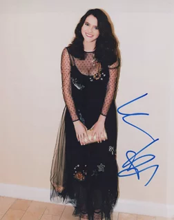 Kara Hayward autograph