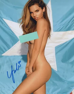 Yoli Lara autograph