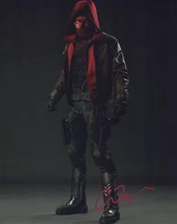 Curran Walters autograph