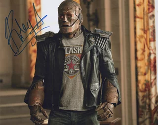 Riley Shanahan autograph