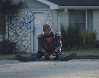 Riley Shanahan autograph