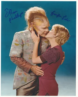 Star Trek Voyager autograph