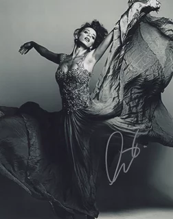 Angela Sarafyan autograph