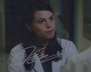 Clea DuVall autograph